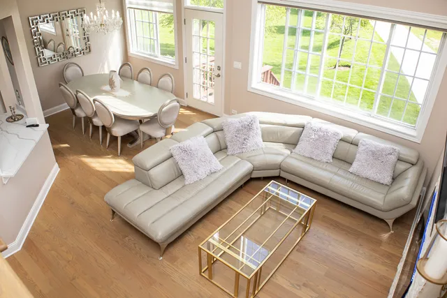 $549,000 | 5451 Elizabeth Place, Rolling Meadows, IL 60008