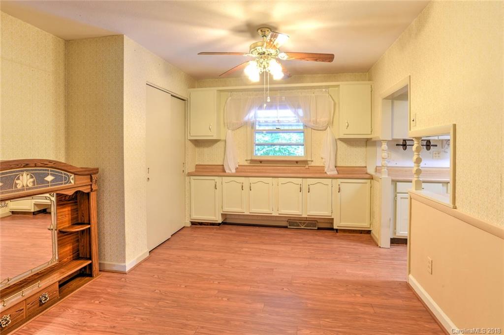 380 Bee Tree Road Swannanoa, NC 28778 - Photo 12 of 34 Gallery Image 12