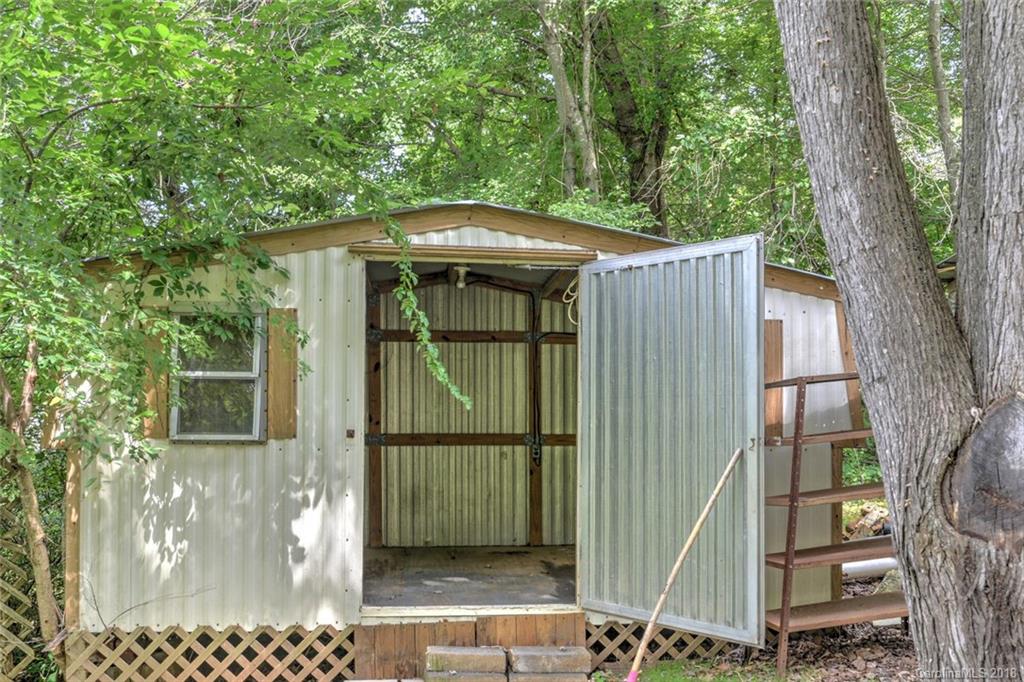 380 Bee Tree Road Swannanoa, NC 28778 - Photo 28 of 34 Gallery Image 28
