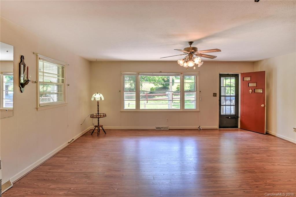380 Bee Tree Road Swannanoa, NC 28778 - Photo 7 of 34 Gallery Image 7
