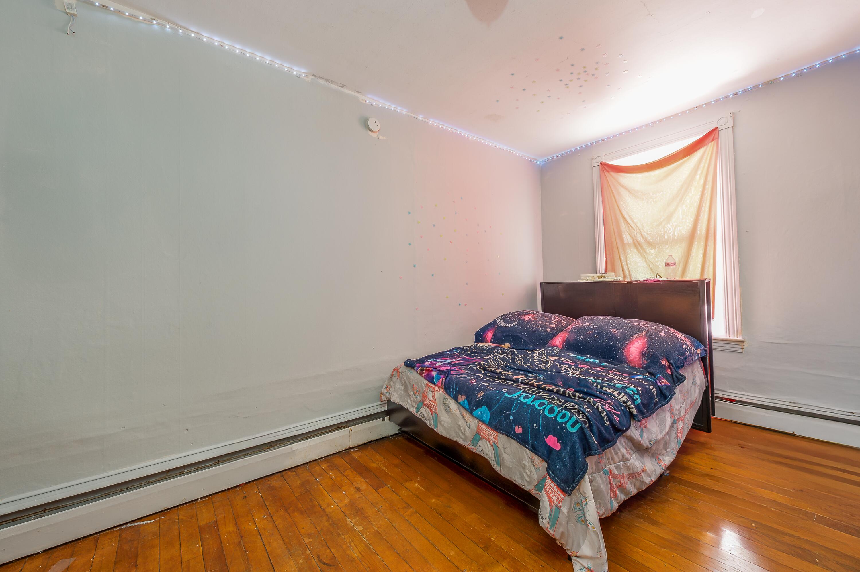 47-49 Pierce Street Lewiston, ME 04240 - Photo 25 of 40 25 - Unit 3 Bedroom 2