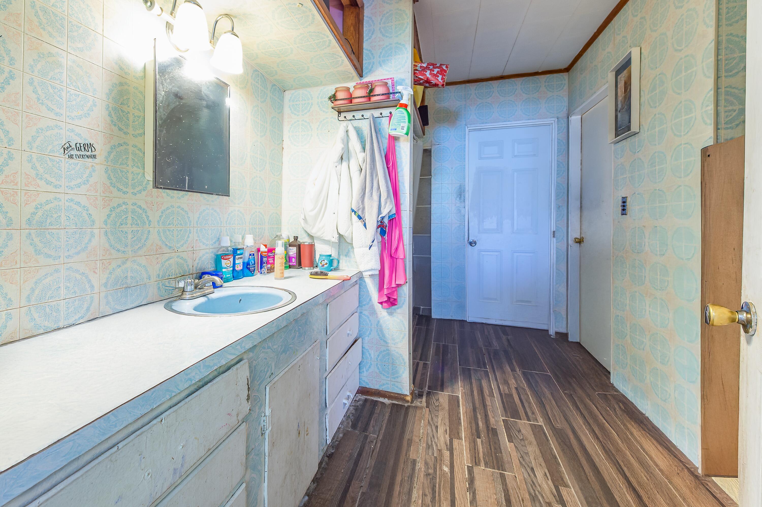 47-49 Pierce Street Lewiston, ME 04240 - Photo 26 of 40 26 - Unit 3 Bathroom