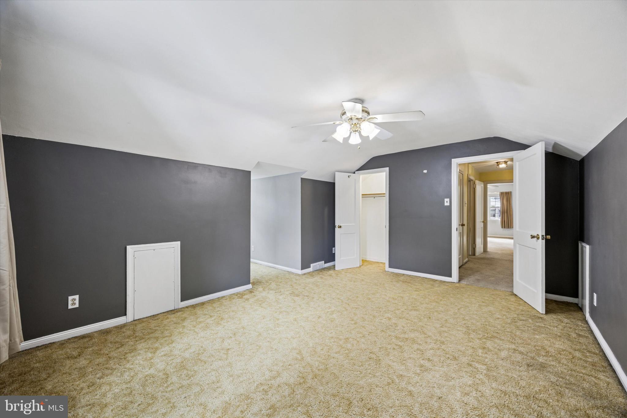 444 Kerr Lane Springfield, PA 19064 - Photo 25 of 35 a view of an empty room with a chandelier
