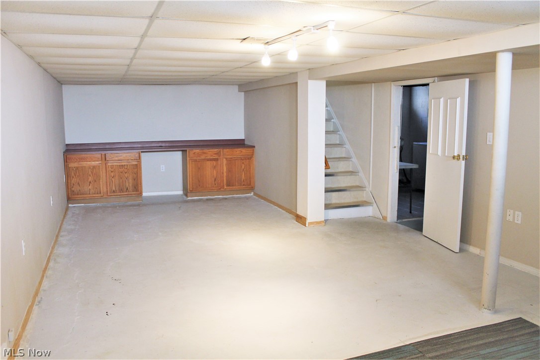 4301 Bluestone Road Cleveland, OH 44121 - Photo 22 of 30