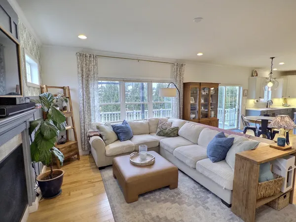 $774,000 | 159 Sommerfield Avenue, South Burlington, VT 05403