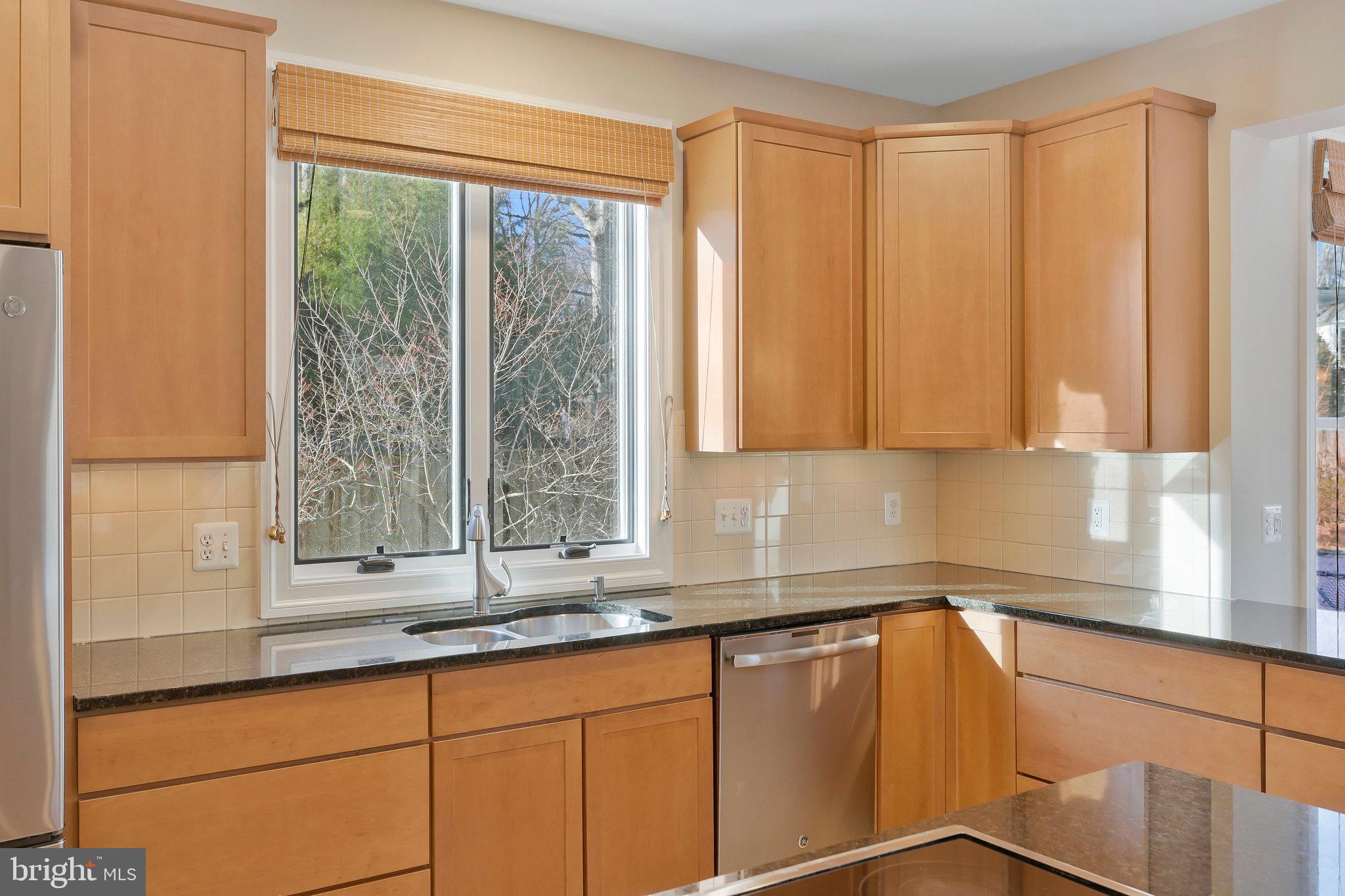 5922 Chesterbrook Road McLean, VA 22101 - Photo 27 of 82