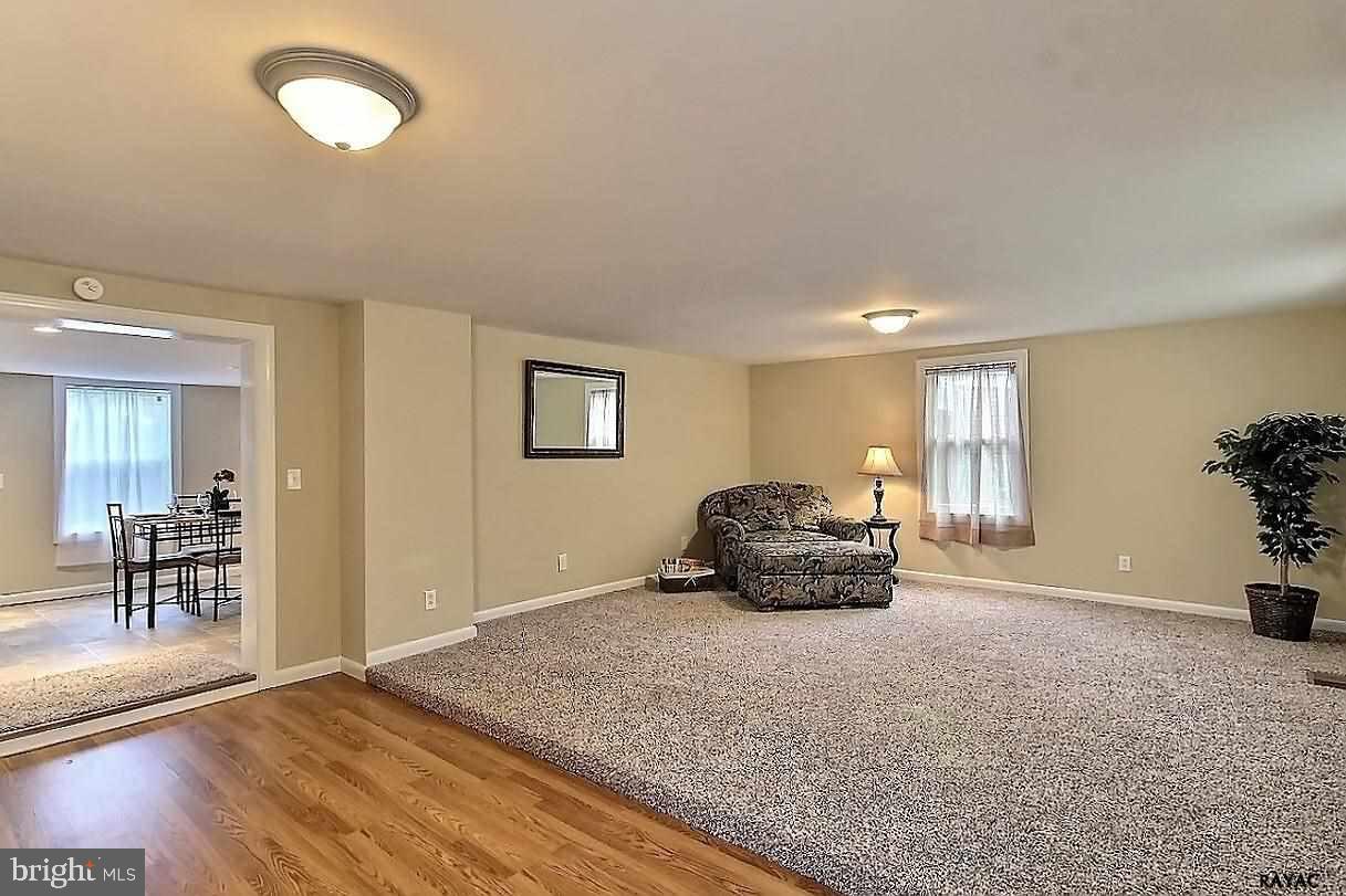 3200 Grandview Road Hanover, PA 17331 - Photo 2 of 19