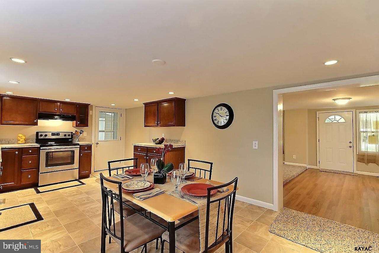 3200 Grandview Road Hanover, PA 17331 - Photo 7 of 19