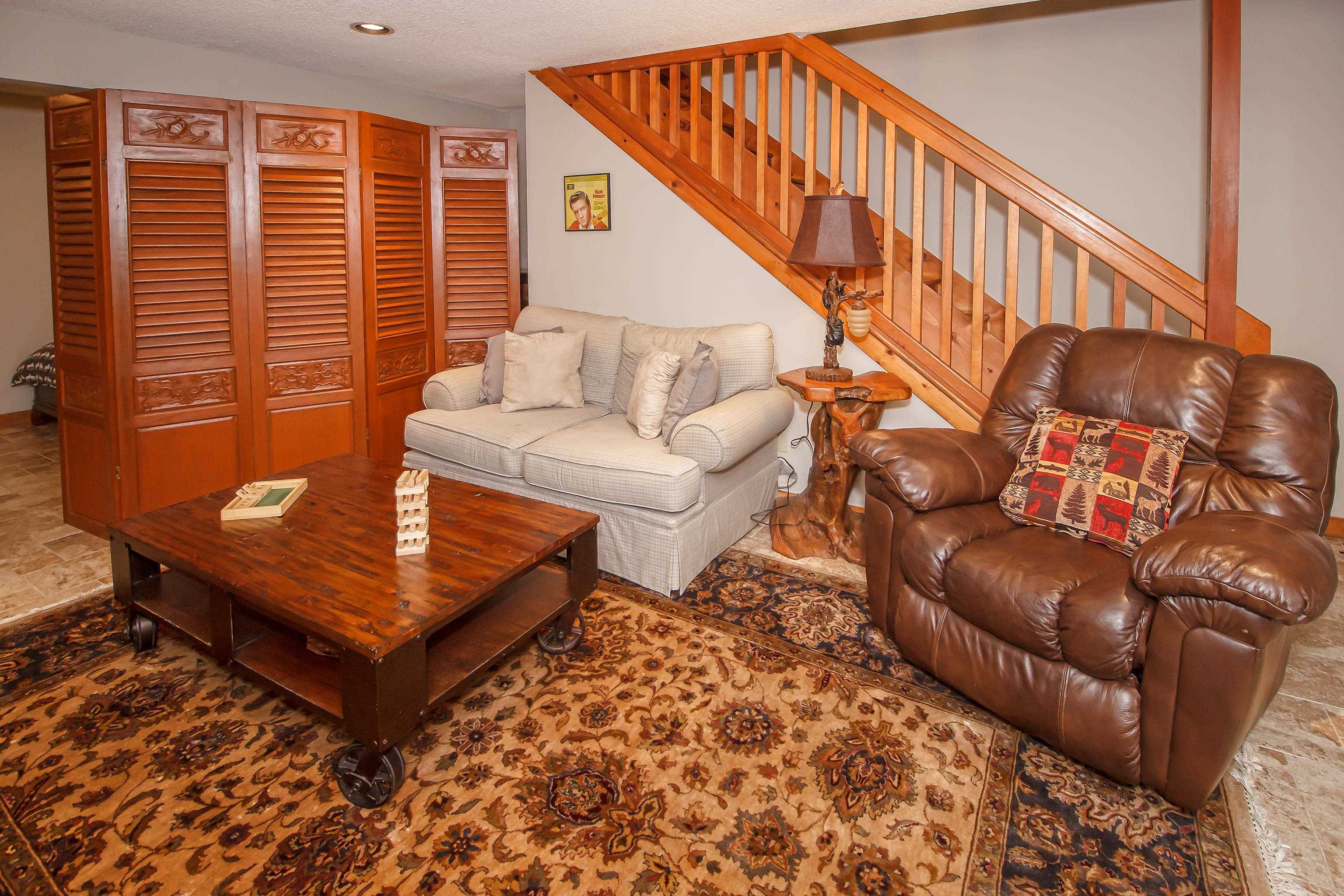 88 B Greenspring Road, Unit B West Dover, VT 05356 - Photo 14 of 43 Gallery Image 14
