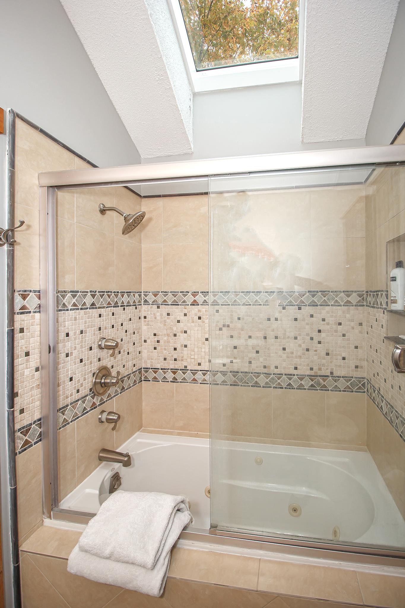 88 B Greenspring Road, Unit B West Dover, VT 05356 - Photo 8 of 43 Gallery Image 8