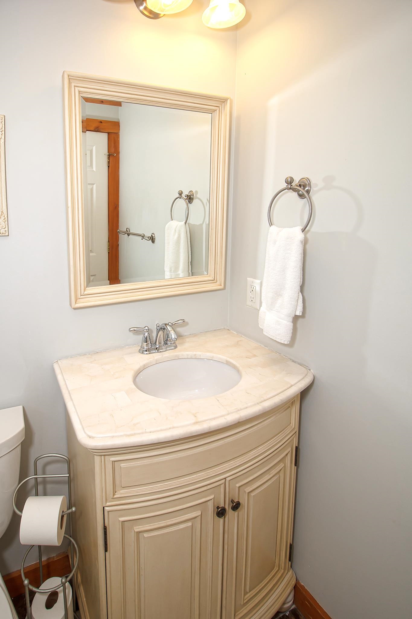 88 B Greenspring Road, Unit B West Dover, VT 05356 - Photo 10 of 43 Gallery Image 10