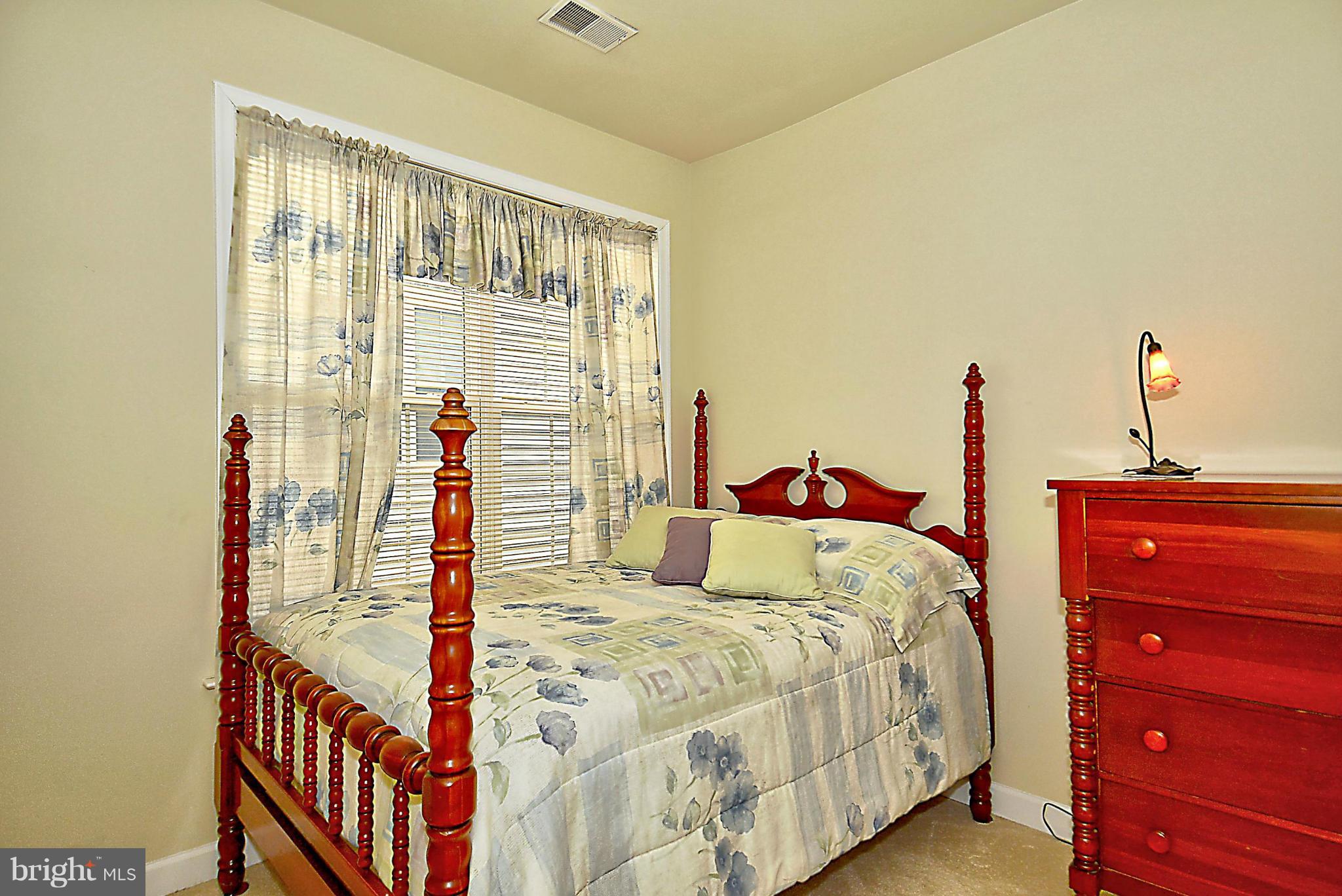 198 Hidden Forest Court Gaithersburg, MD 20877 - Photo 22 of 30 Bedroom