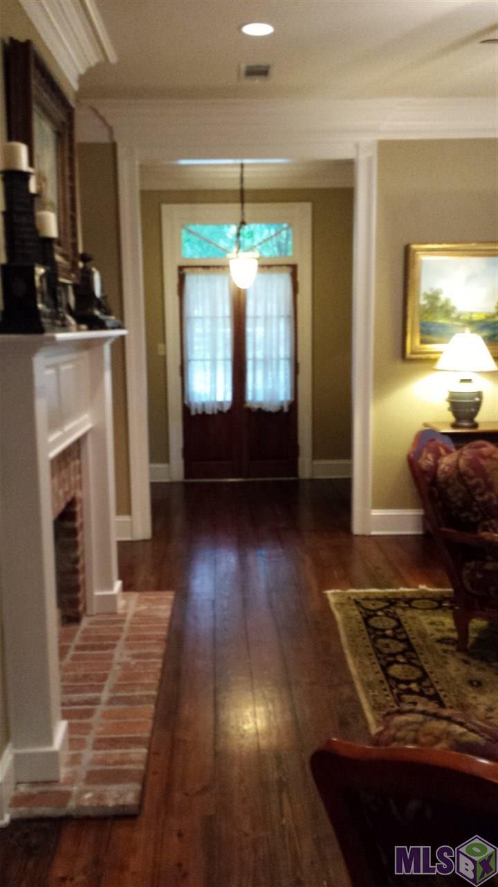 743 Millgate Place Baton Rouge, LA 70808 - Photo 3 of 24 Gallery Image 3