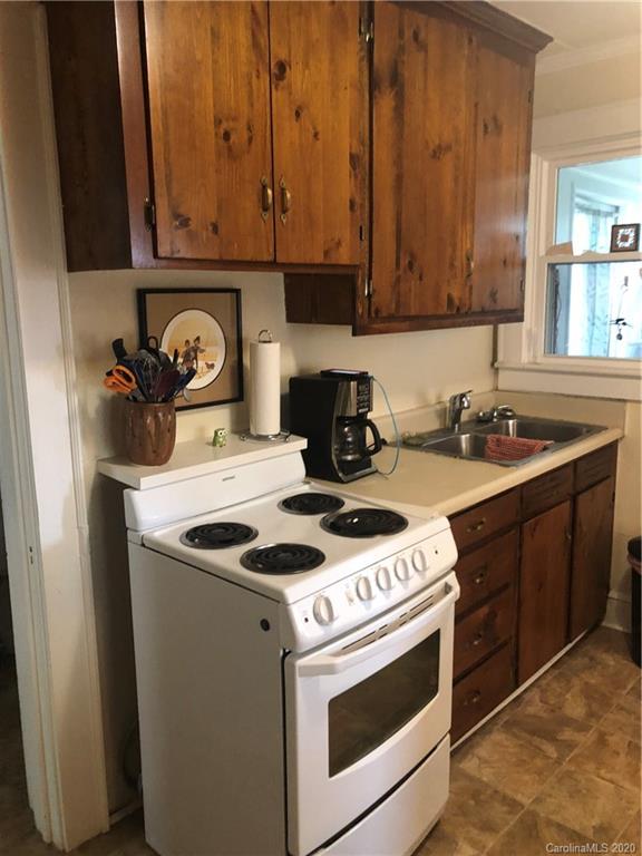119 Twitty Ford Street Rutherfordton, NC 28139 - Photo 9 of 21 Gallery Image 9
