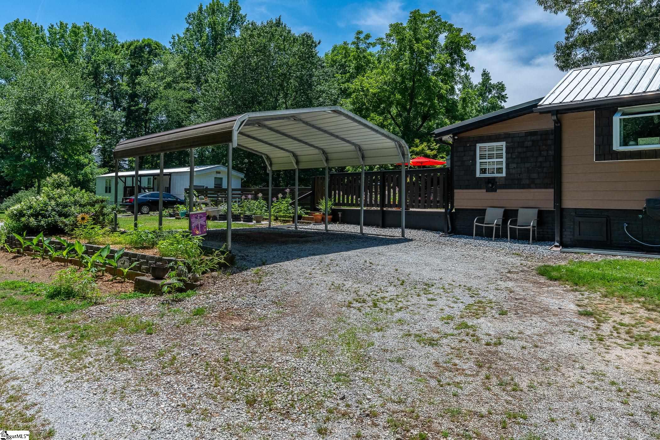 2261 Fews Chapel Road Greer, SC 29651 - Photo 12 of 42