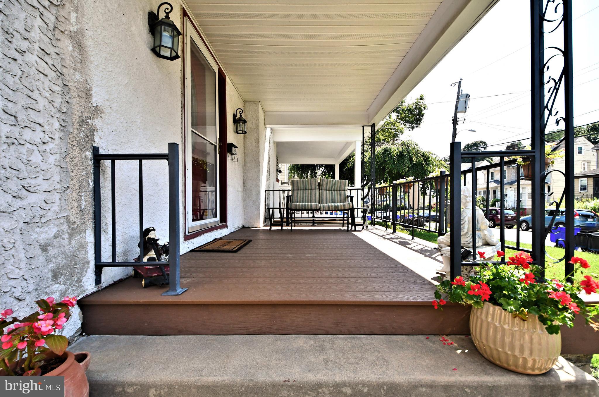 342 Oak Road Glenside, PA 19038 - Photo 6 of 62 Front porch