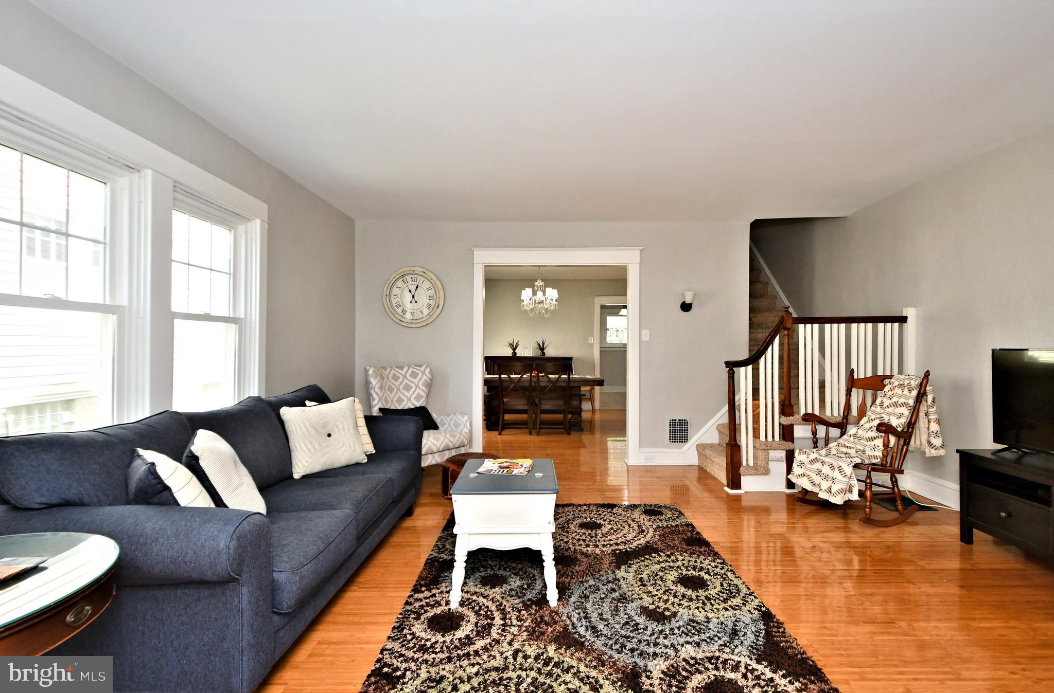 342 Oak Road Glenside, PA 19038 - Photo 9 of 62 Living Room