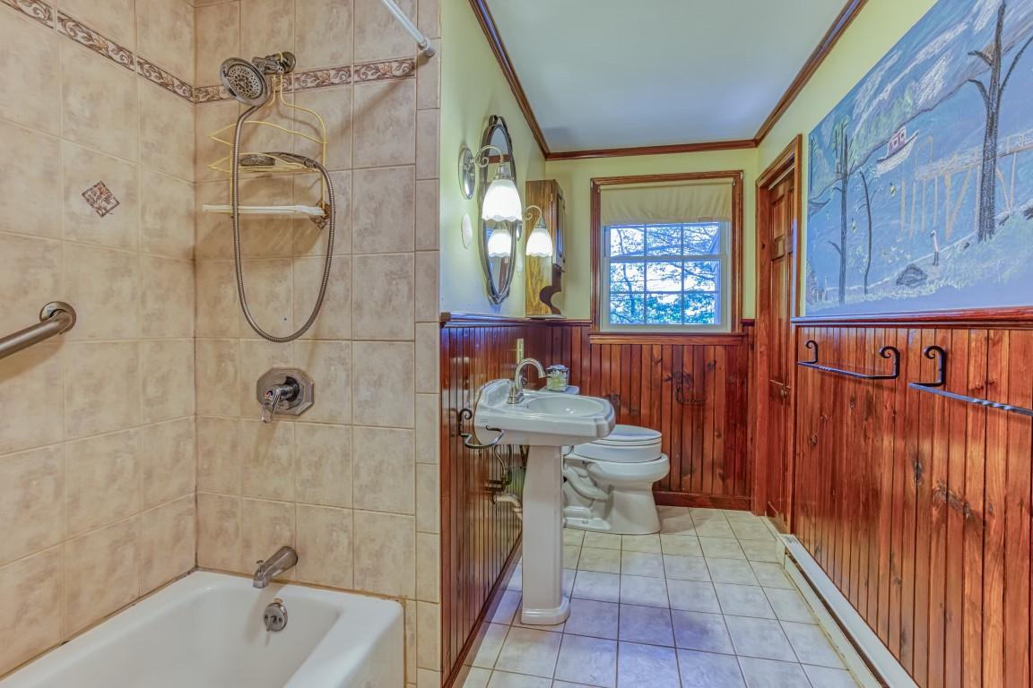 22 Barn Road Trevett, ME 04571 - Photo 15 of 28 Full Bath