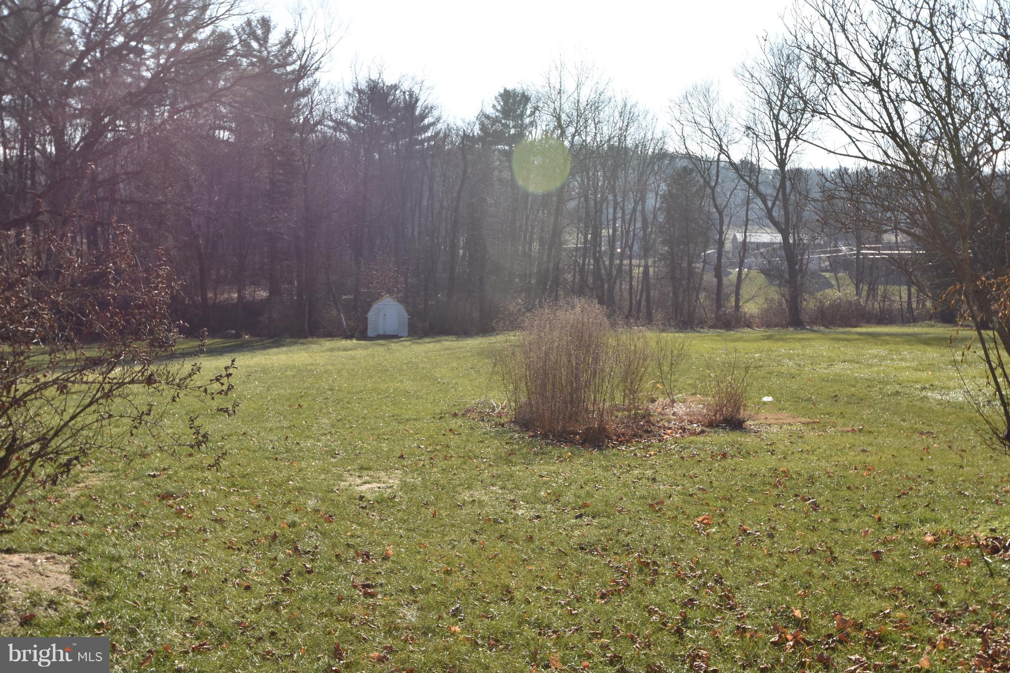 131 Oak Grove Road Pine Grove, PA 17963 - Photo 14 of 14 Yard