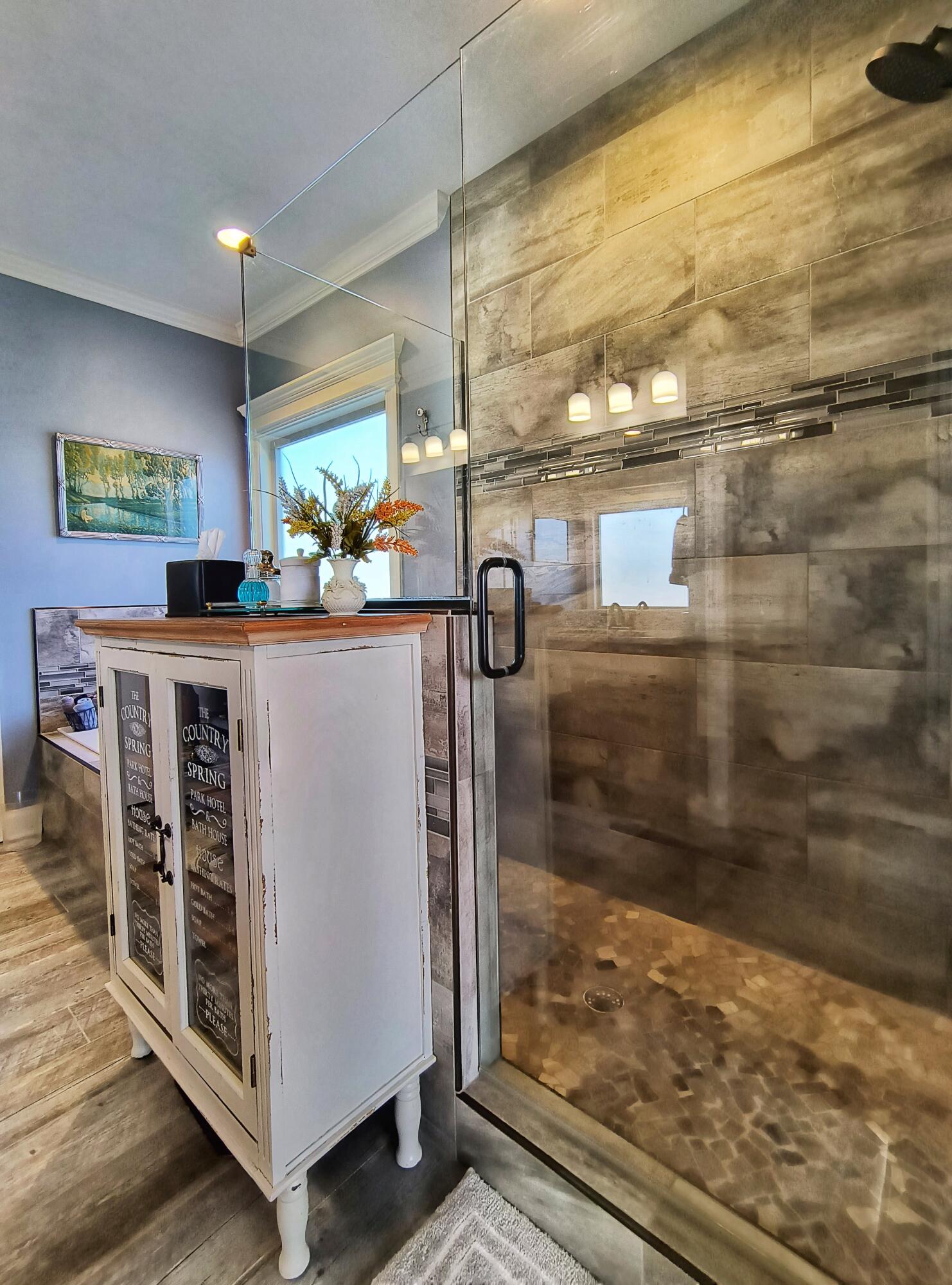 9205 Scarlet Ridge Road Ooltewah, TN 37363 - Photo 36 of 92 Glass&Lg Tile Shower