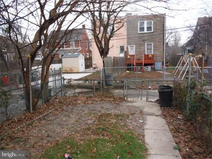 2915 North Congress Road Camden, NJ 08104 - Photo 2 of 13