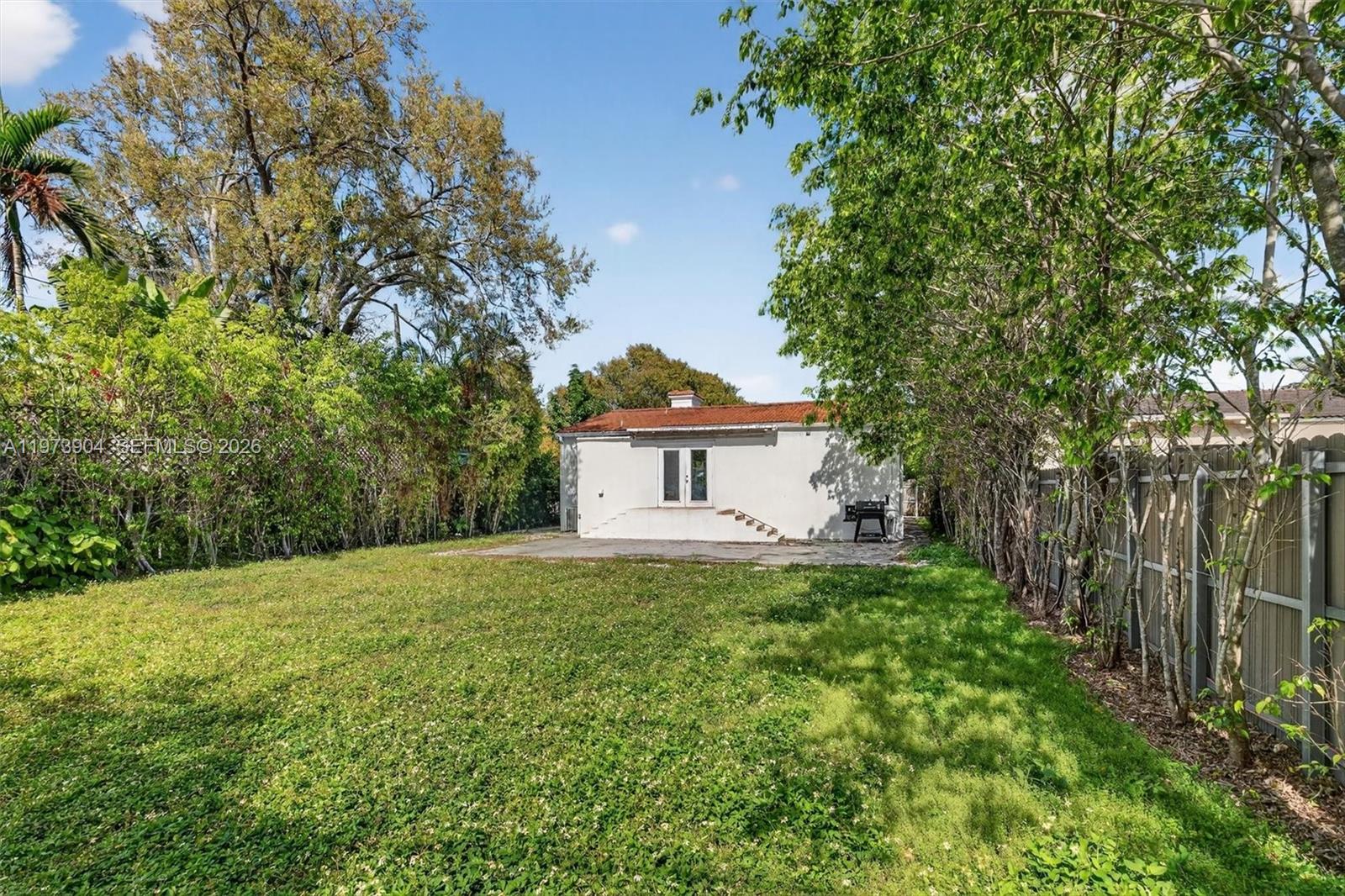 620 Southwest 27th Road Miami, FL 33129 - Photo 11 of 59 Gallery Image 11