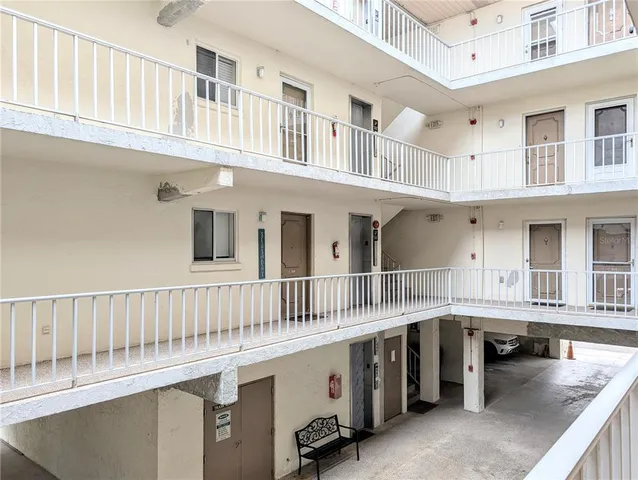 $1,800 | 1714 69th Avenue West, Unit C204, Bradenton, FL 34207