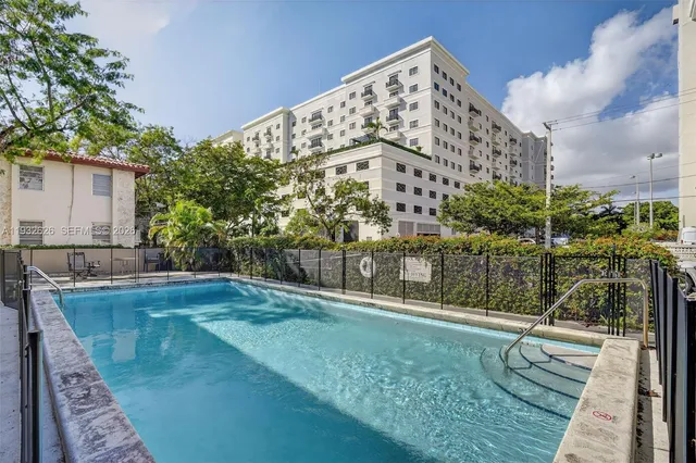 a view of entryway with a front door