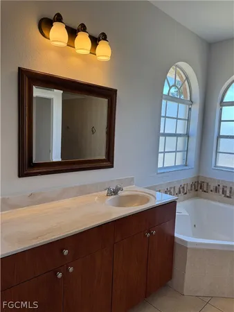 $1,900 | 3800 20th Street West, Lehigh Acres, FL 33971