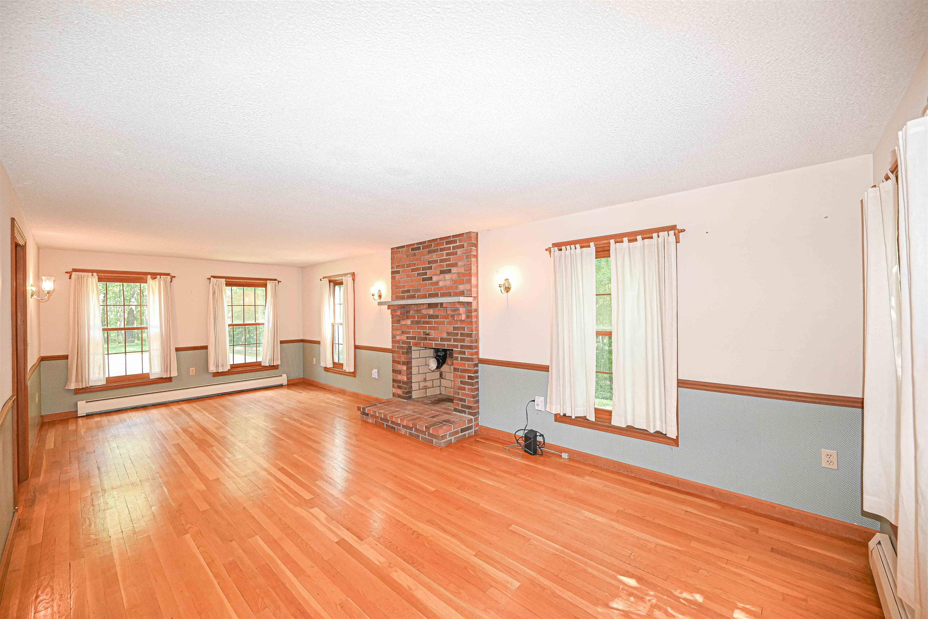 19 Hooksett Road Goffstown, NH 03045 - Photo 24 of 38 Gallery Image 24