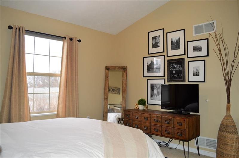 212 Grace Street McKees Rocks, PA 15136 - Photo 18 of 25 Spacious 3rd bedroom with neutral updates.