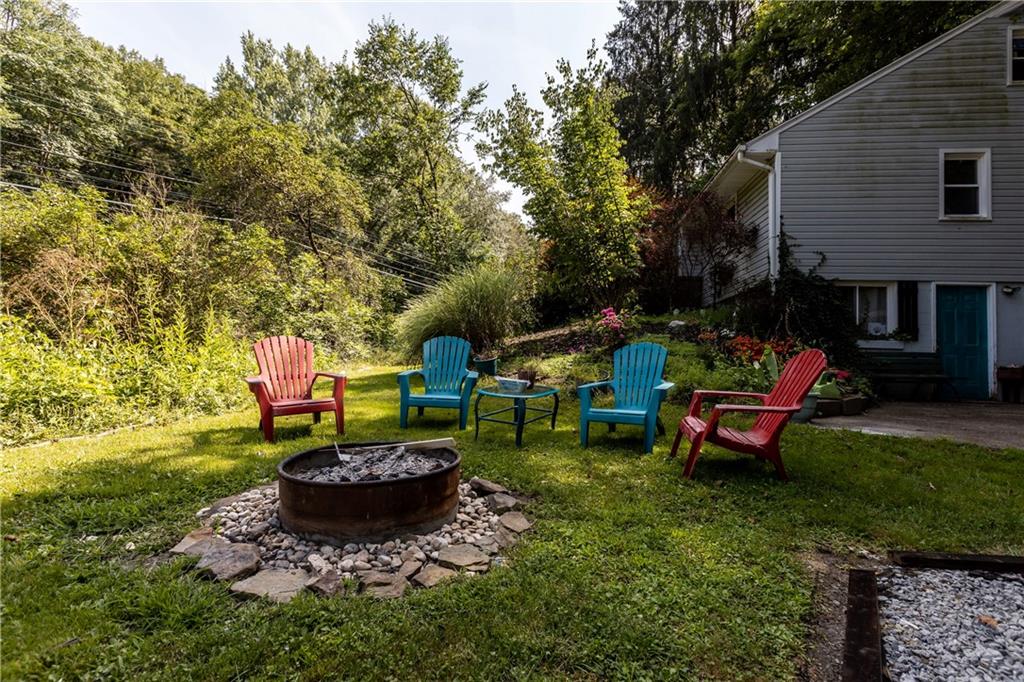 1022 Gringo Road Aliquippa, PA 15001 - Photo 3 of 25 Gallery Image 3