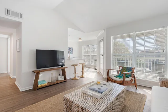 $250,000 | 700 Daniel Ellis Drive, Unit 5303, Charleston, SC 29412