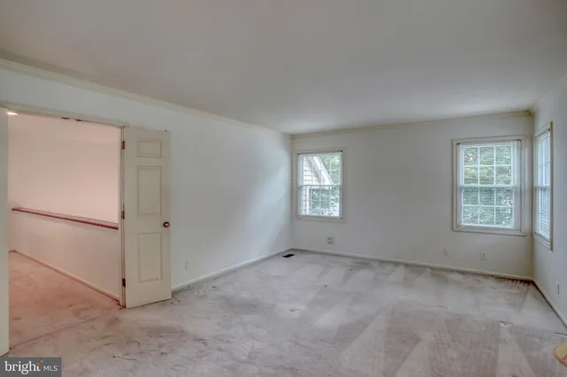 $860,000 | 12 West Shore Court, Landenberg, PA 19350