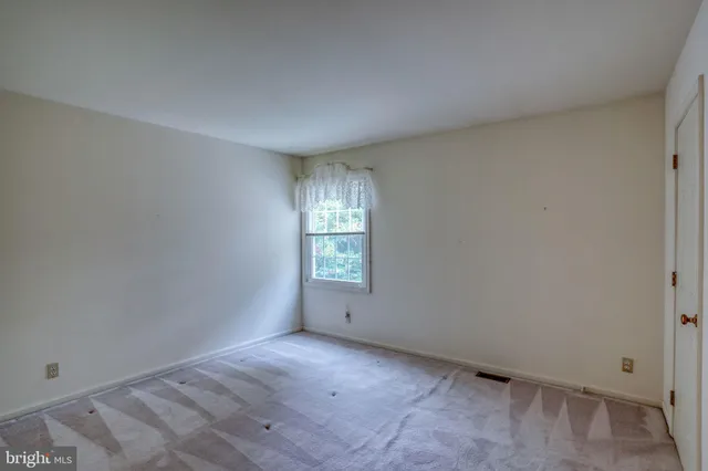 $860,000 | 12 West Shore Court, Landenberg, PA 19350