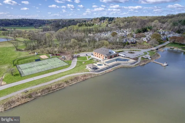 $860,000 | 12 West Shore Court, Landenberg, PA 19350