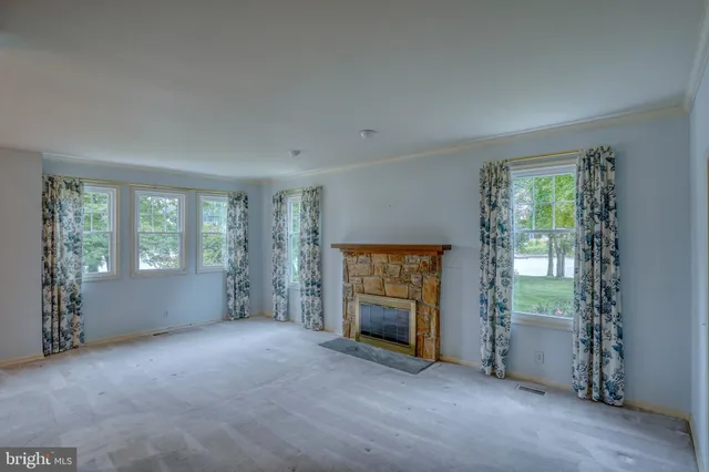 $860,000 | 12 West Shore Court, Landenberg, PA 19350