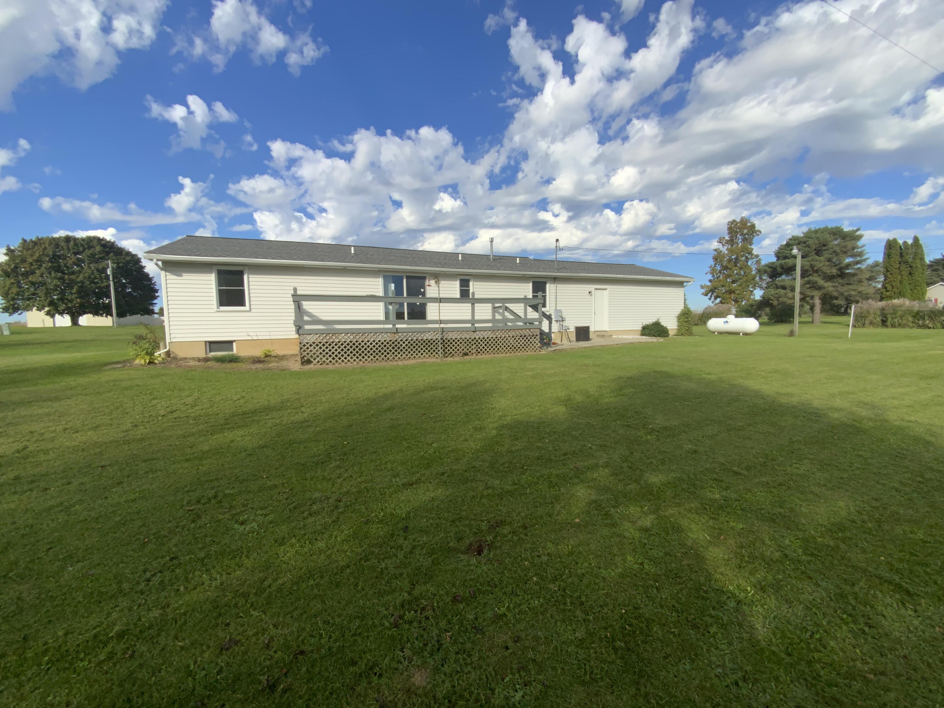 23650 29 1/2 Mile Road Springport, MI 49284 - Photo 3 of 15 8494886F-30B3-467E-8C6E-C6E63897A834