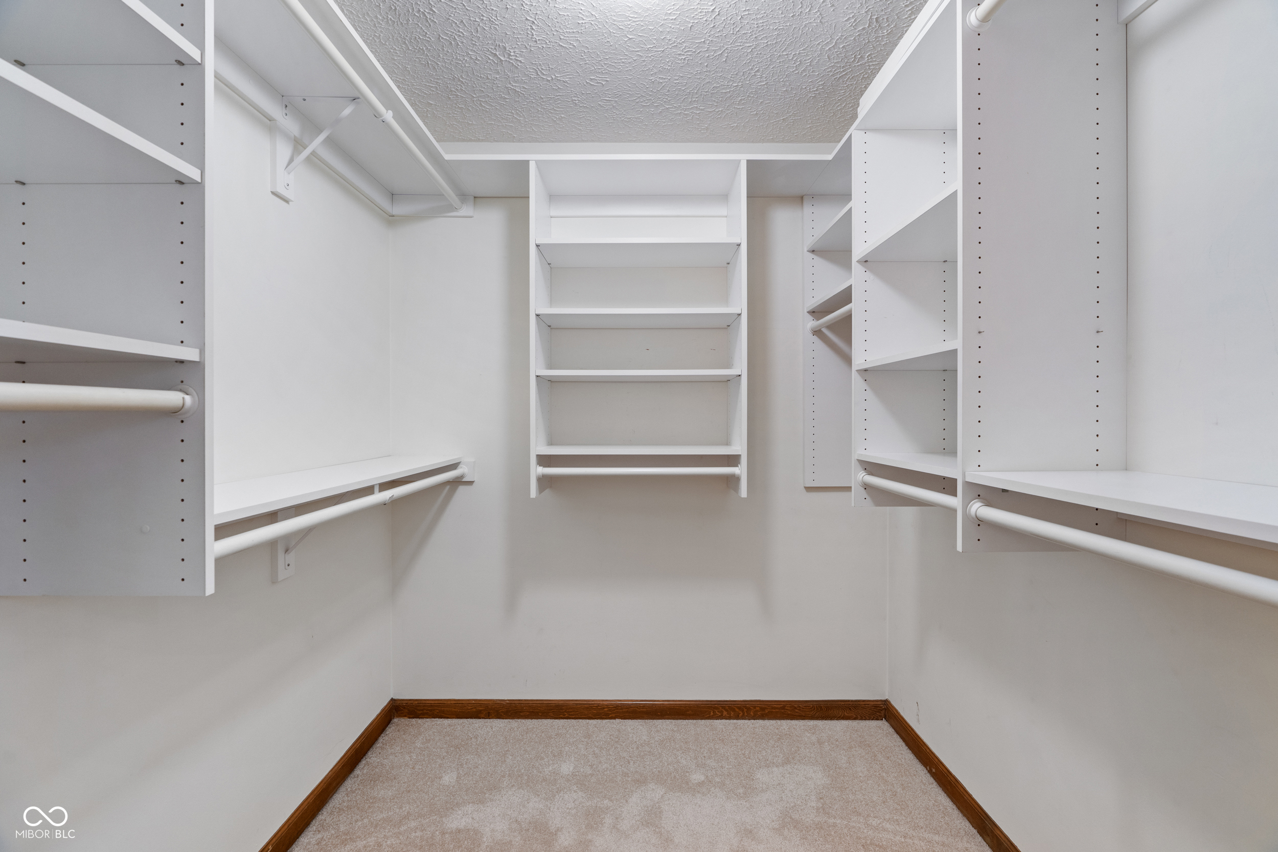 12715 Charing Cross Road Carmel, IN 46033 - Photo 23 of 42 Gallery Image 23