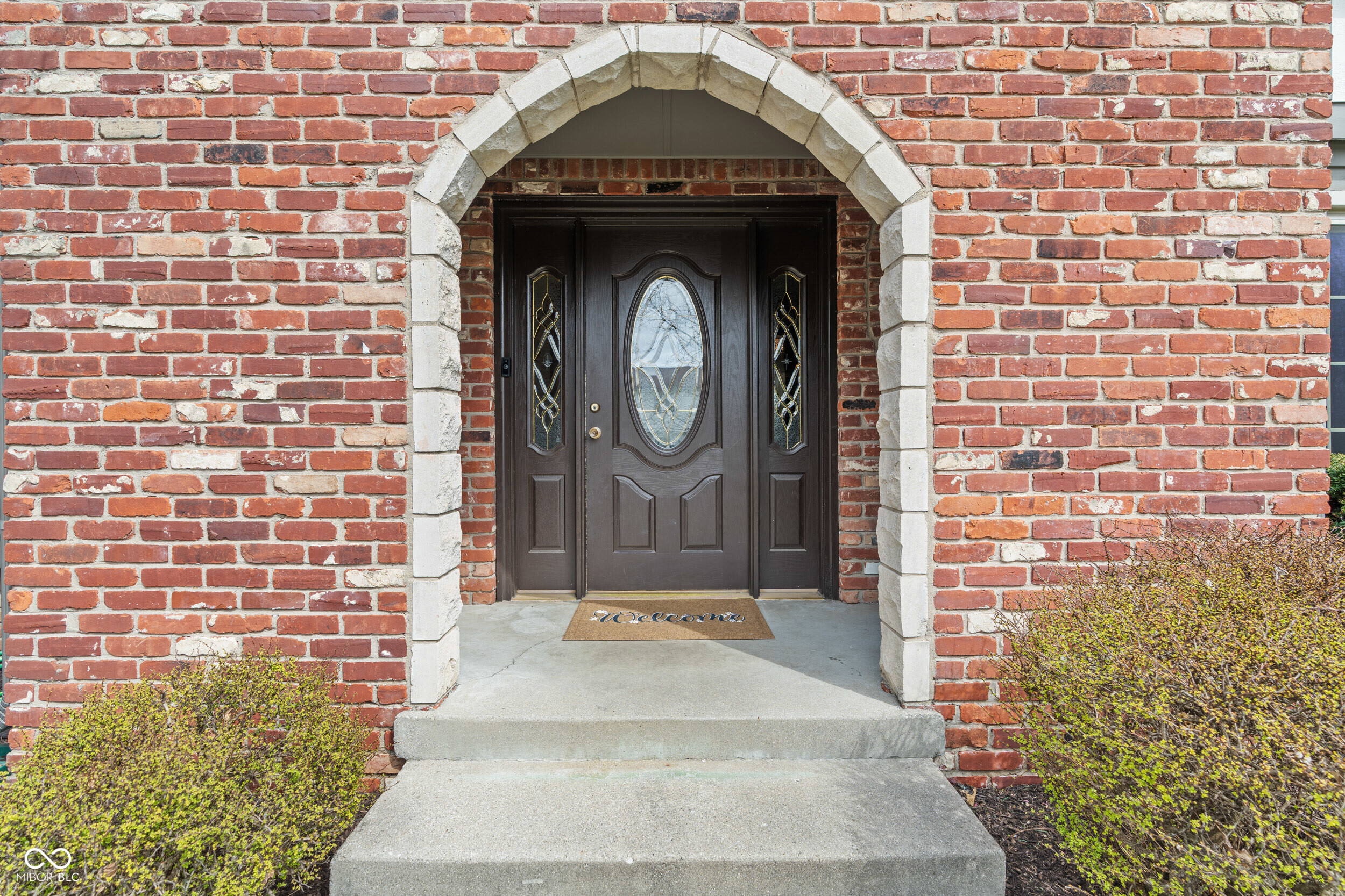 12715 Charing Cross Road Carmel, IN 46033 - Photo 4 of 42 Gallery Image 4