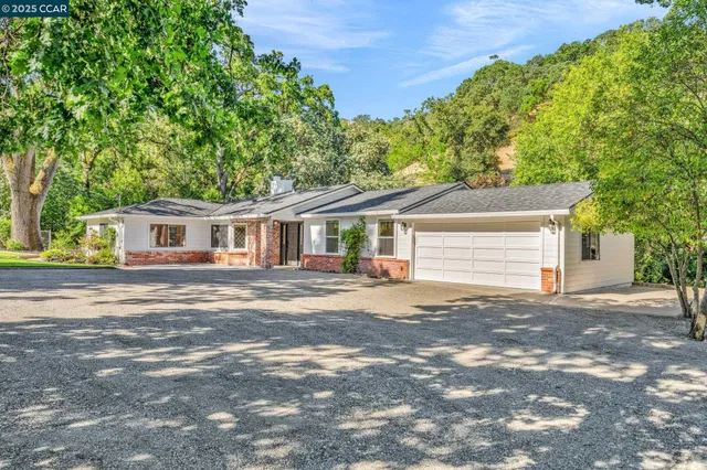 $1,955,000 | 205 Castle Hill Ranch Road, Walnut Creek, CA 94595