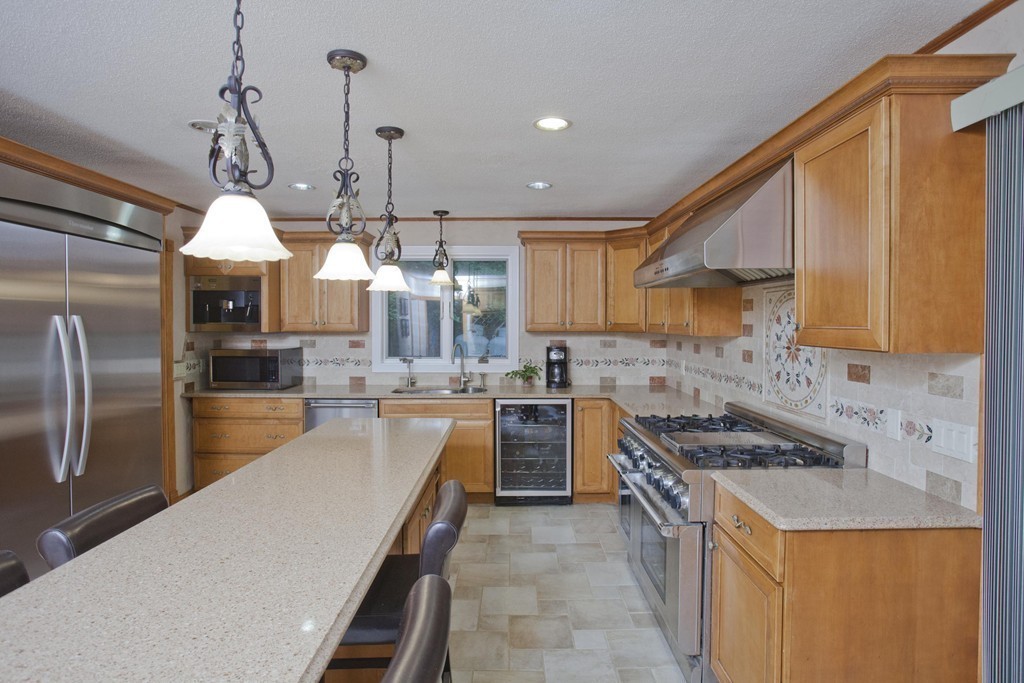 140 Old Bay Road Belchertown, MA 01007 - Photo 13 of 29 Gallery Image 13
