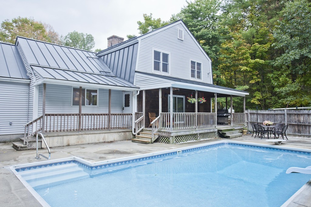 140 Old Bay Road Belchertown, MA 01007 - Photo 7 of 29 Gallery Image 7