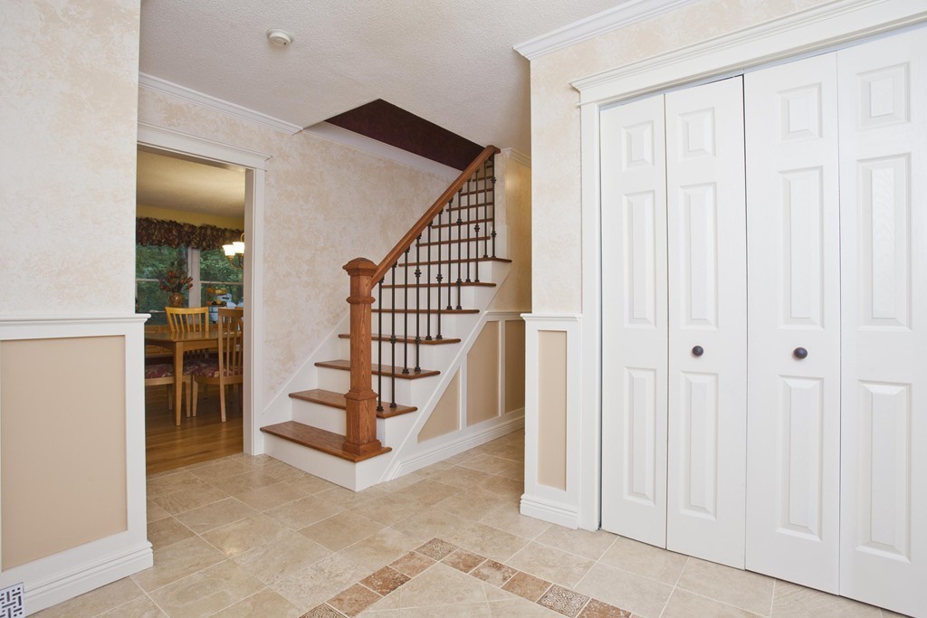 140 Old Bay Road Belchertown, MA 01007 - Photo 8 of 29 Gallery Image 8