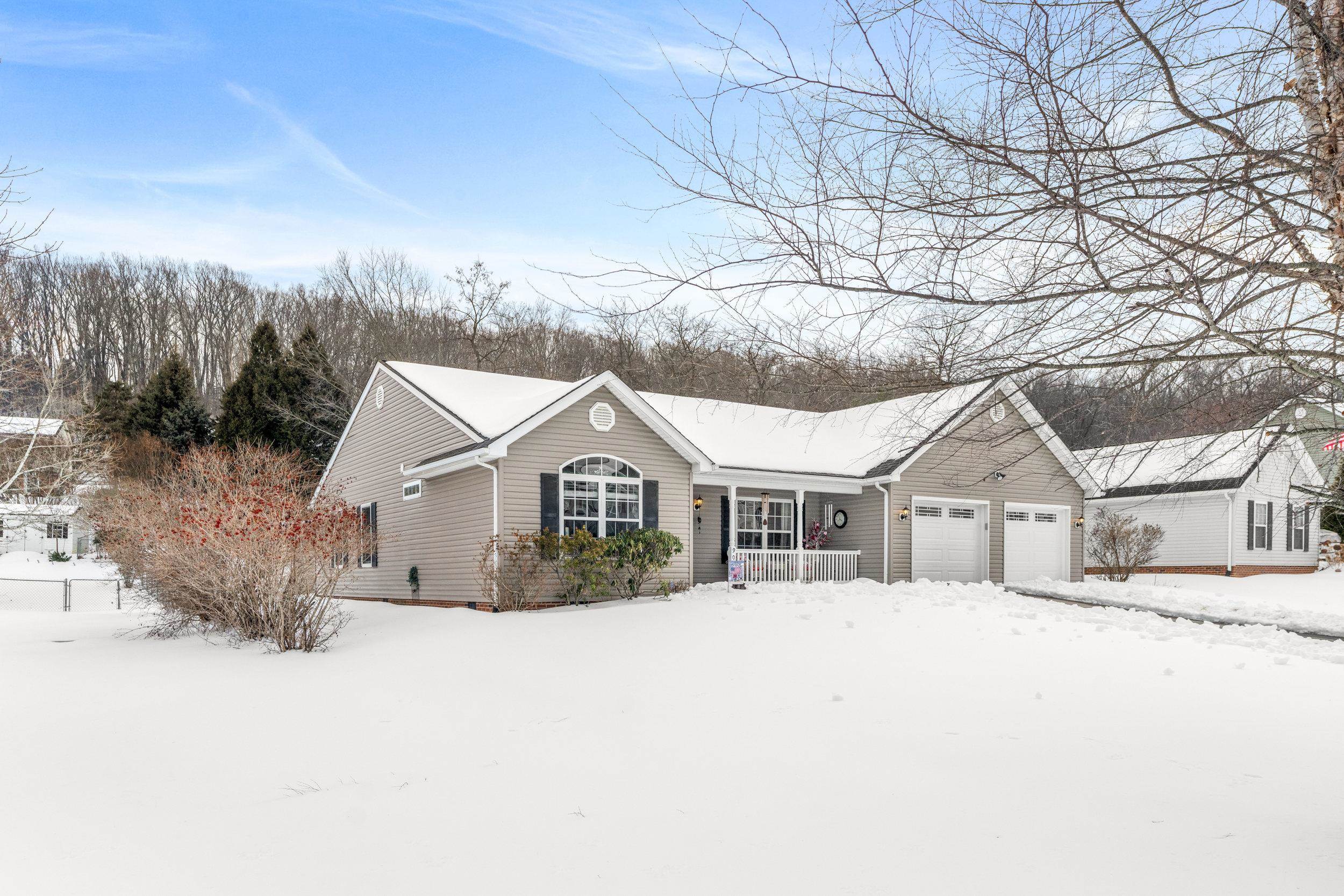901 Ritchie Boulevard Staunton, VA 24401 - Photo 34 of 36 front view of a house with a yard covered in snow