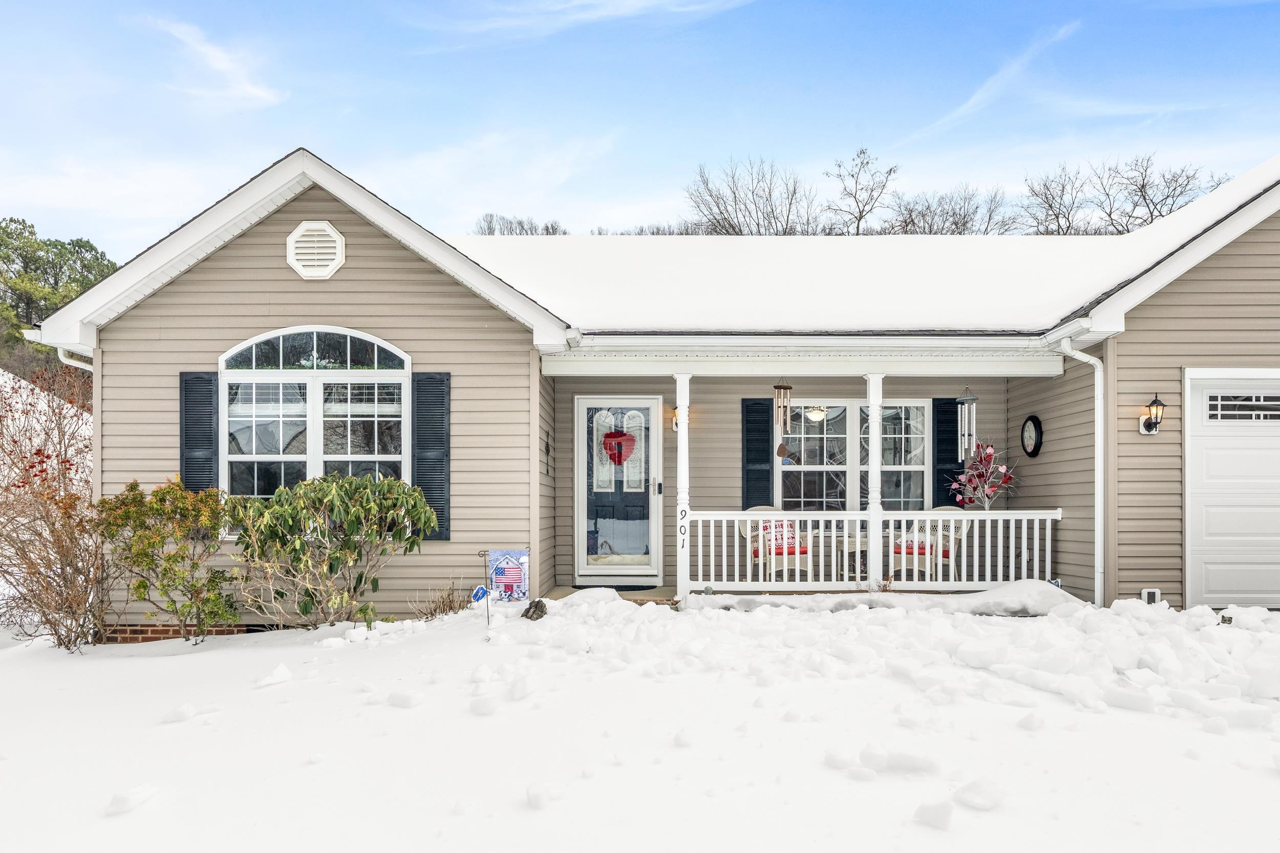 901 Ritchie Boulevard Staunton, VA 24401 - Photo 35 of 36 a front view of a house with a garden