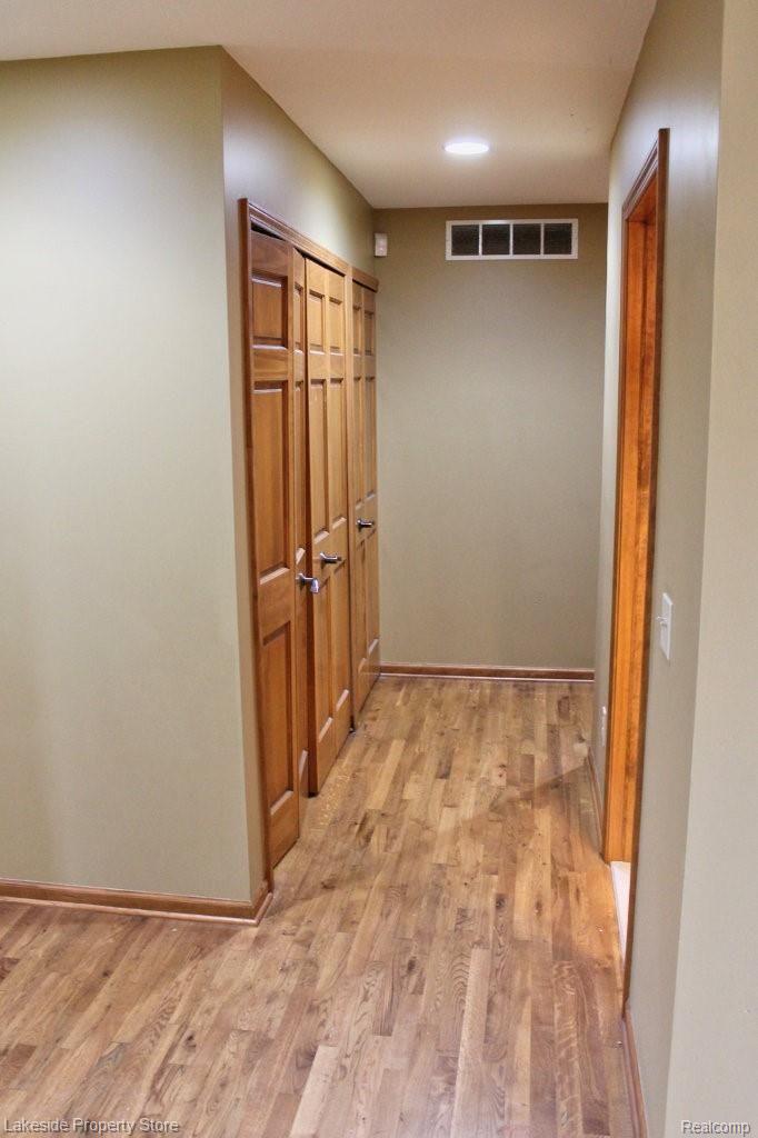 27107 Campbell Road Warren, MI 48093 - Photo 11 of 30 Hallway, closet has hook ups for 1st floor laundry option