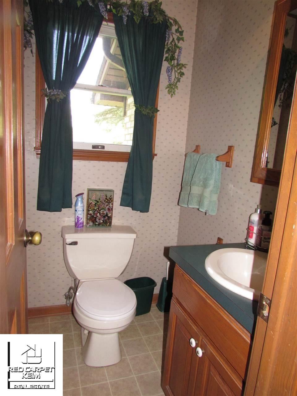6455 North Oak Road Davison, MI 48423 - Photo 15 of 27 50012288-14.JPG