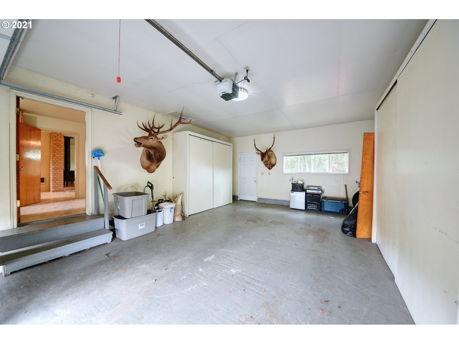 24837 Suttle Road Elmira, OR 97437 - Photo 17 of 32 Gallery Image 17