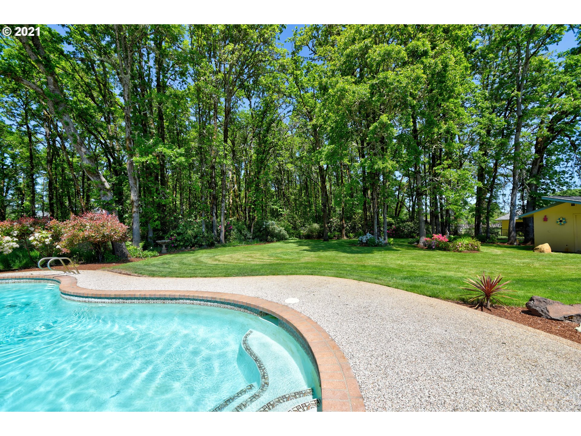 24837 Suttle Road Elmira, OR 97437 - Photo 22 of 32 Gallery Image 22